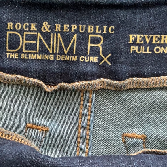 Rock & Republic Denim RX Pull-On Fever Crop Capri Size 12 - Picture 5 of 6